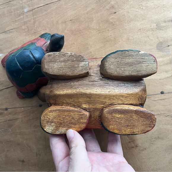Hand Carved Wooden Turtle Figurine Wood Art Sculpture Vintage set of 2 - Picture 5 of 6